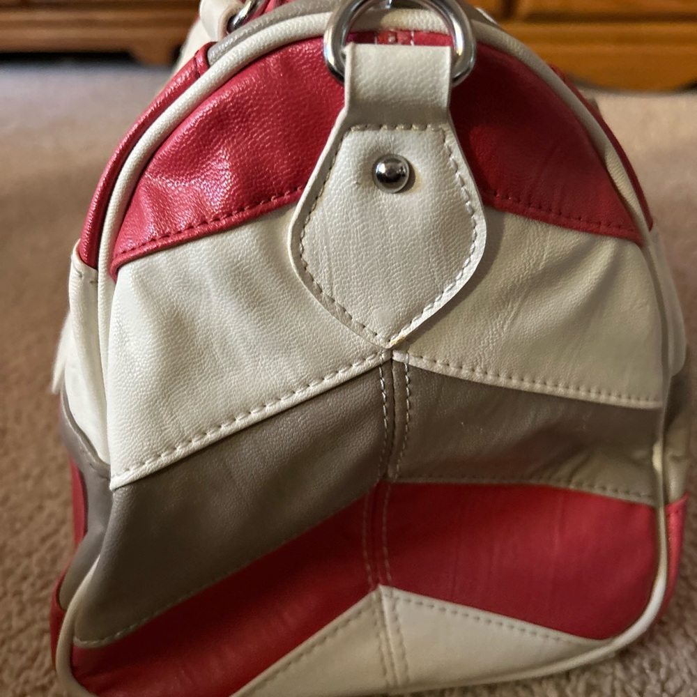 Steve Madden Stylish Chevron Pattern Handbag - Co… - image 3